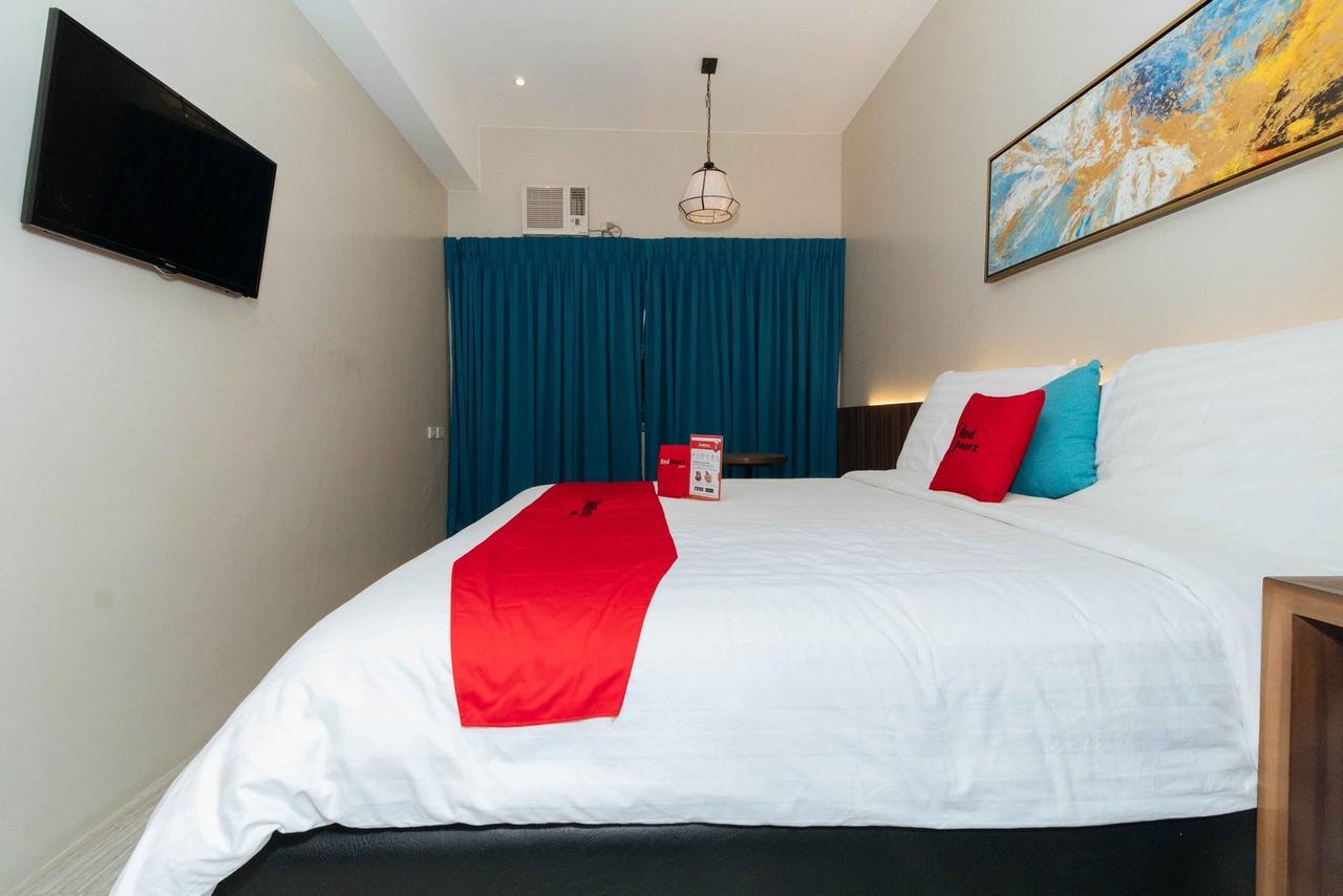 Hotel Reddoorz Premium Near Ust Hospital à Manille Extérieur photo